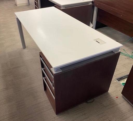 Buy & Sell Waddon South East London - Photos for Walnut-White Contrast Executive Desk