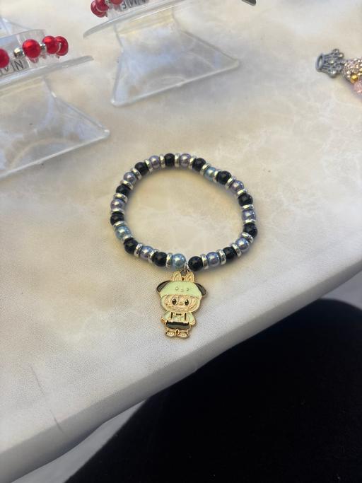 Buy & Sell Laindon Basildon - Photos for Character stretch beaded bracelet