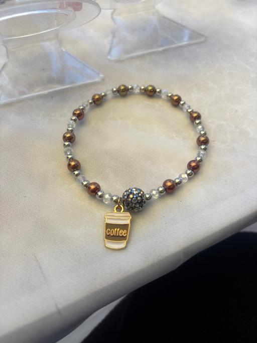 Buy & Sell Laindon Basildon - Photos for Brown coffee charm stretch beaded bracelet