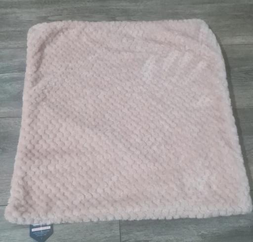 Buy & Sell Lees Oldham - Photos for Cushion Cover
