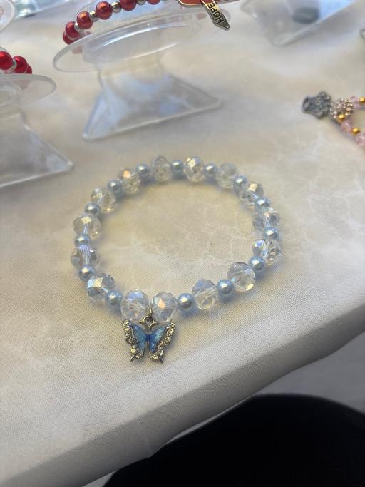 Buy & Sell Laindon Basildon - Photos for Blue butterfly charm stretch beaded bracelet