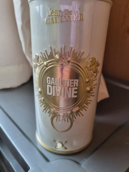 Buy & Sell Grangemouth Falkirk - Photos for perfume