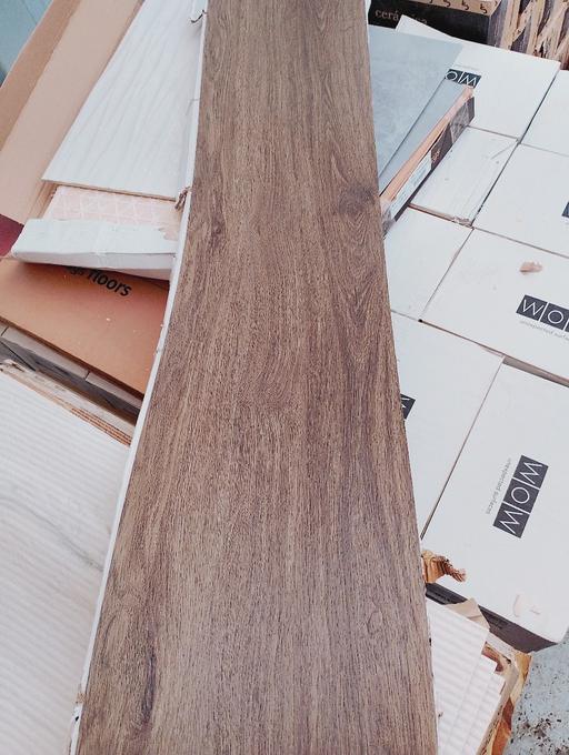 Buy & Sell Great Barr Birmingham - Photos for 3.8m2 Wildwood dark oak vinyl floor
