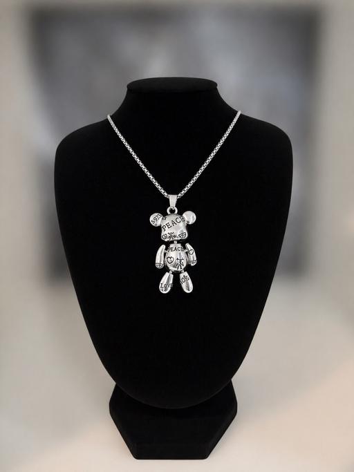 Buy & Sell Mortimer West Berkshire - Photos for Bear pendant and chain