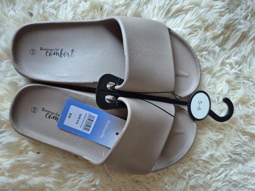 Buy & Sell Bellingham South East London - Photos for size 5/6 £5