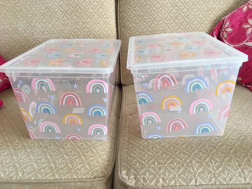 courses Cheslyn Hay South Staffordshire - Photos for 2 plastic storage boxes