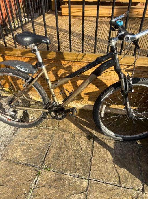 Buy & Sell Wealdstone Harrow - Photos for Specialized Hardrock Bicycle 17'' Frame