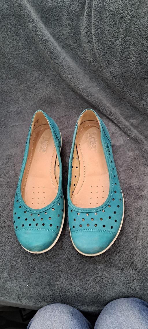 Buy & Sell Four Oaks Birmingham - Photos for Hotter shoes Size 4