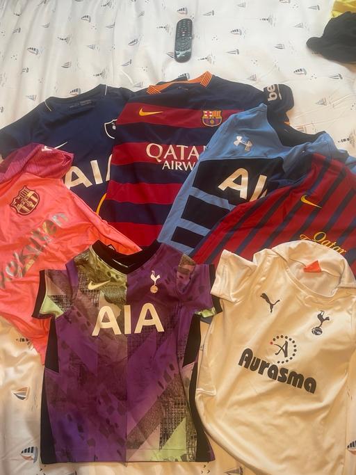 Buy & Sell Harlow Town Centre Harlow - Photos for 7 x kids football shirts