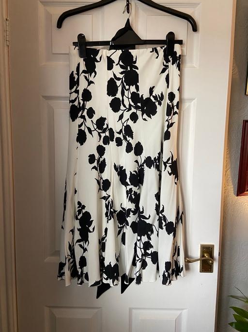 Buy & Sell Hurst Green Dudley - Photos for 3 piece suit mother of the groom