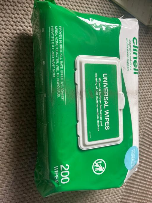 Buy & Sell Wednesfield Wolverhampton - Photos for Huge pack of 200 new wipes lots available