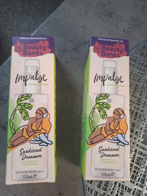 Buy & Sell Park Hill Sheffield - Photos for 2x100ml sunkissed dream mist
