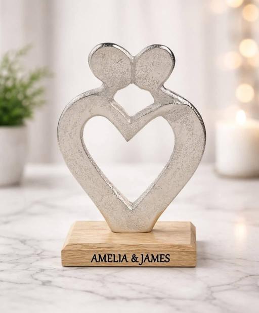Buy & Sell Sidcup Bexley - Photos for Kissing Heart Sculpture
