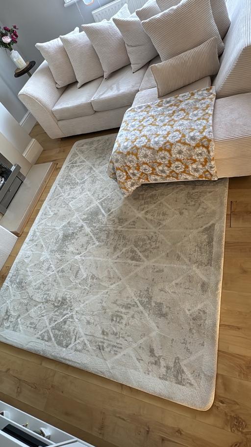 Buy & Sell Sharlston Common Wakefield - Photos for Sofa