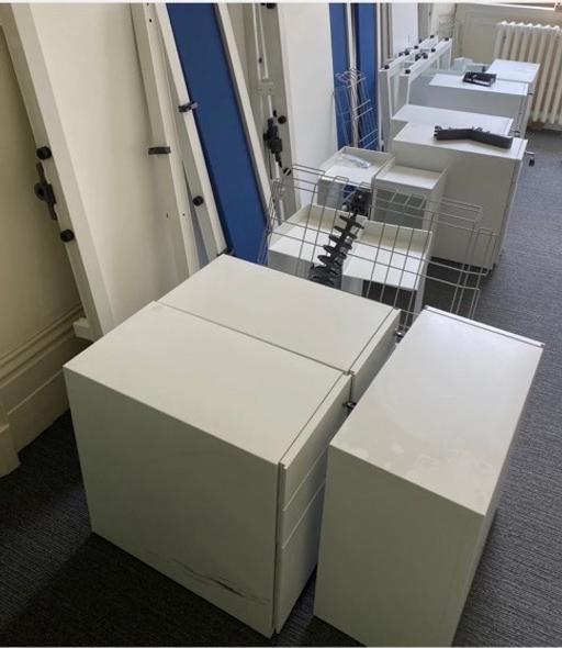 Buy & Sell Waddon South East London - Photos for Used White Six Person Office Pod