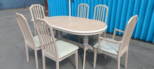 Buy & Sell Cheslyn Hay South Staffordshire - Photos for Morris of Glasgow Dining Table and Chairs