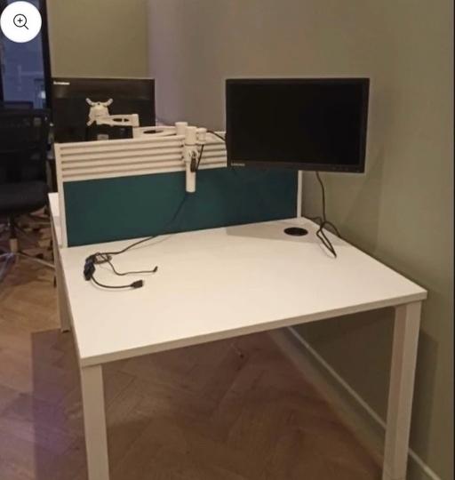 Buy & Sell Waddon South East London - Photos for white two person pod with divider