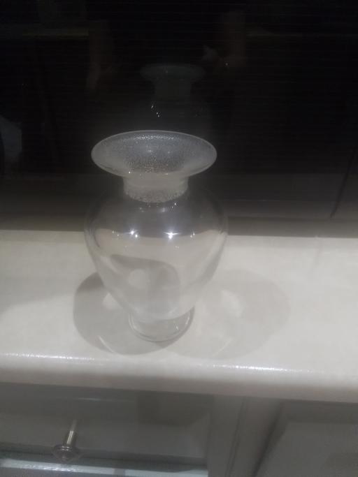 Buy & Sell Aldridge Walsall - Photos for WEIGHTY HEART SHAPED VASE