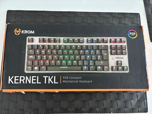 Buy & Sell Croydon Croydon - Photos for KromKernel TKL RGB Mechanical Gaming Keyboard