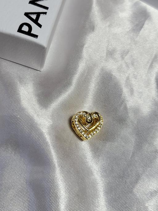 Buy & Sell Healey Rochdale - Photos for Pandora Sparkling Entwined Hearts Charm. 