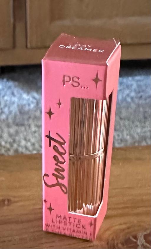 Buy & Sell Shirley Solihull - Photos for Brand new lipstick