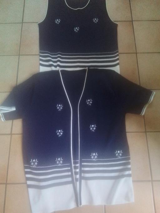 Buy & Sell Streetly Walsall - Photos for LADIES TWIN SET
