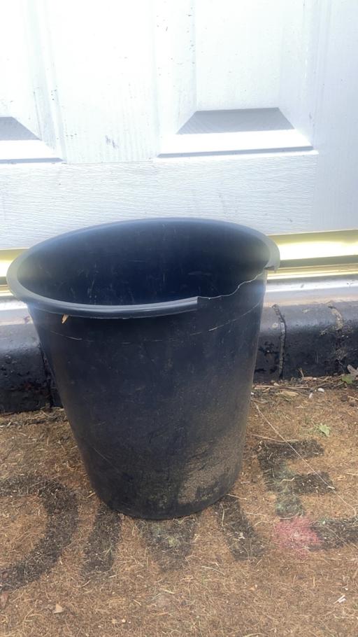 Buy & Sell Stow Heath Wolverhampton - Photos for Plant pot
