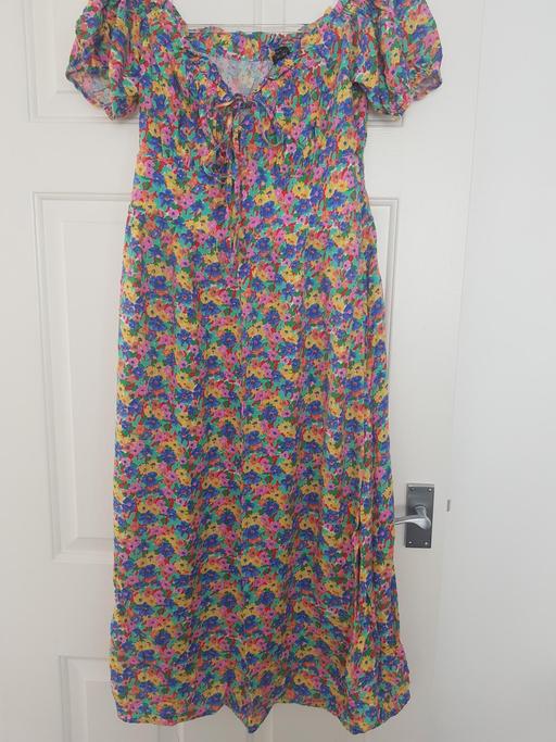 Buy & Sell Bushbury Wolverhampton - Photos for Nobody's Child floral midi dress - size 12