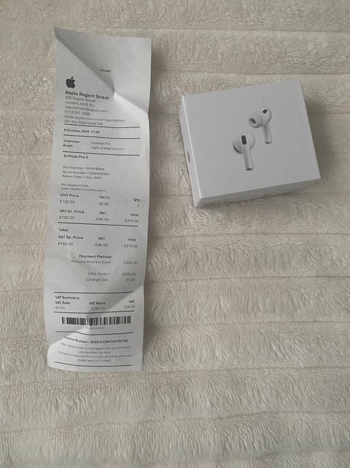 Buy & Sell Roydon Harlow - Photos for Apple AirPods Pro’s 3rd generation NEW SEALED
