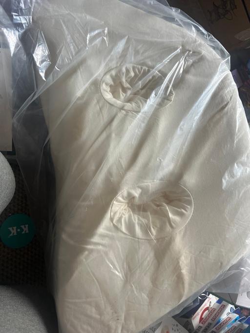 Buy & Sell Wednesfield Wolverhampton - Photos for New reading pillow with cup holder