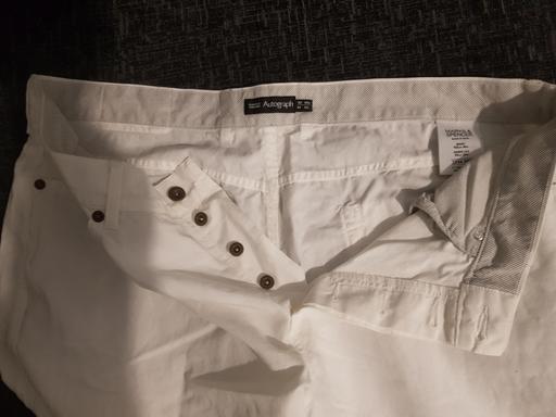 Buy & Sell Wolverhampton West Midlands - Photos for Men's M&S white trousers - 40 inch waist