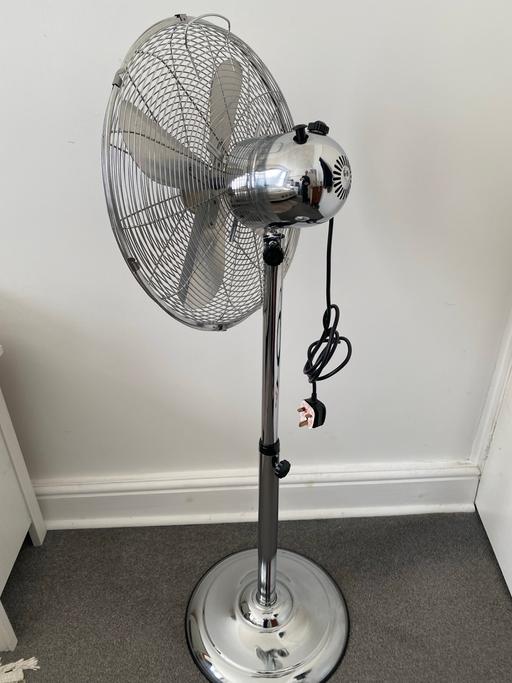 Buy & Sell Upper Norwood South East London - Photos for PRE-OWNED CHROME FAN