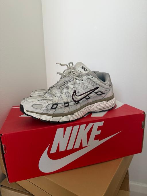 Buy & Sell - Photos for Nike trainers