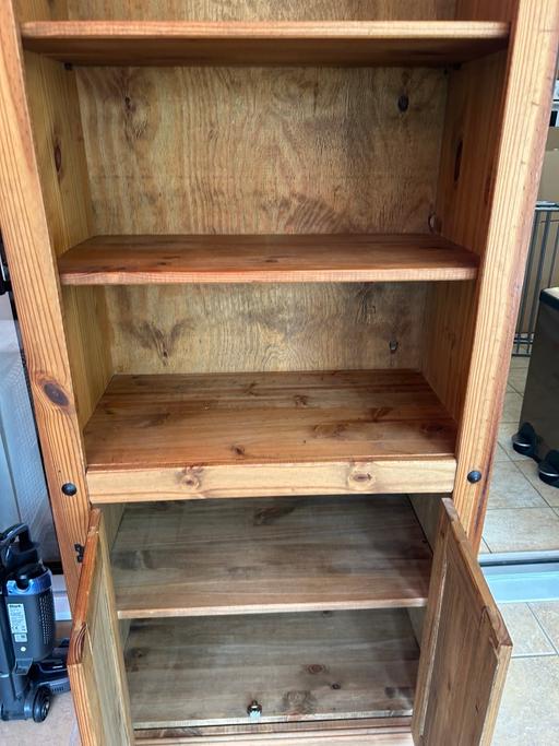Buy & Sell Compton Wolverhampton - Photos for Mexican Pine 2 Door Book Case