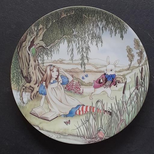 Buy & Sell Bamber Bridge South Ribble - Photos for ALICE IN WONDERLAND COLLECTOR'S PLATE