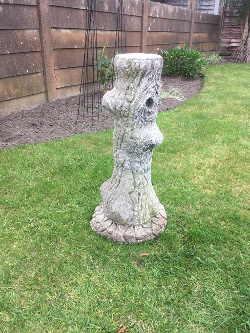 Buy & Sell Willenhall Walsall - Photos for Birdbath Stand