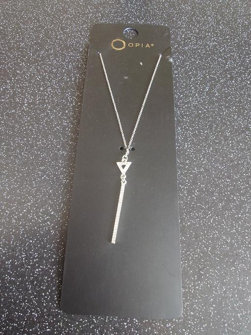 Buy & Sell Woodthorpe Charnwood - Photos for White oopia necklace