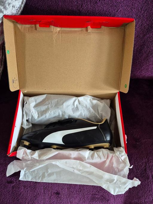 Buy & Sell Wednesfield Wolverhampton - Photos for Brand New Mens Puma Football Boots Size 9.