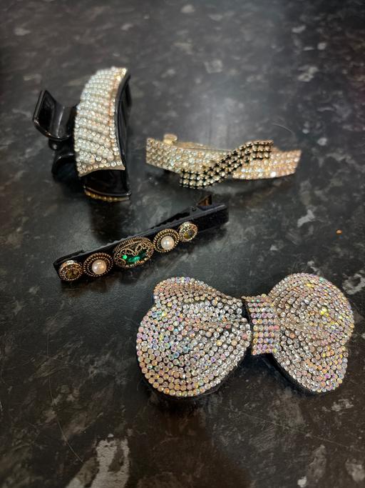 Buy & Sell Saltley Birmingham - Photos for Hair clips x4