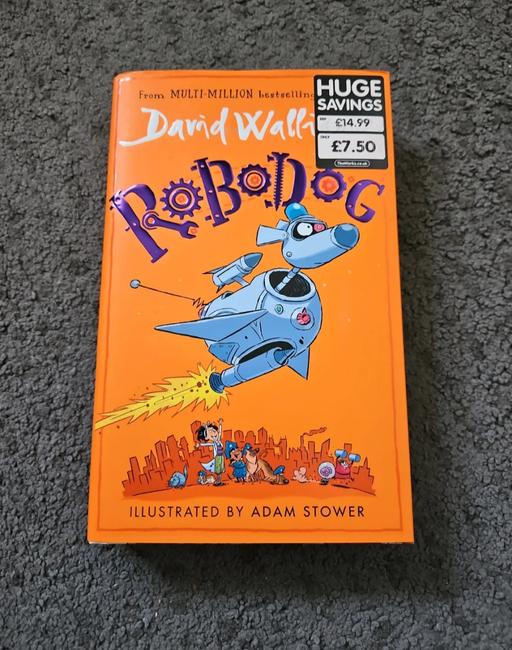 Buy & Sell Netherton Dudley - Photos for David Walliams Robodog Hardback Book