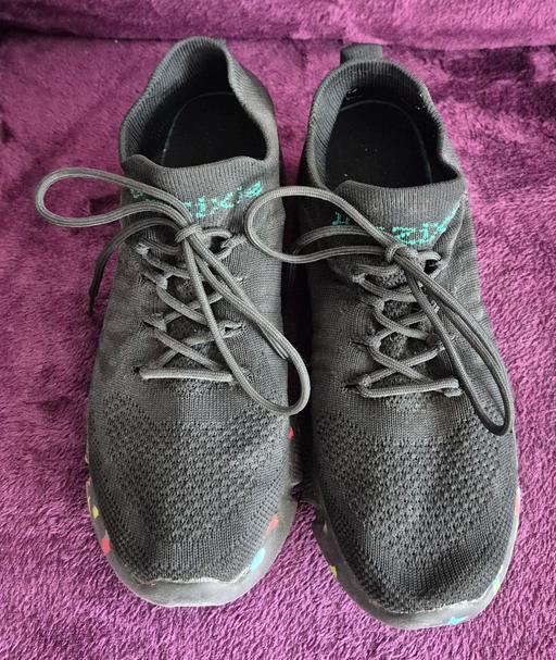 Buy & Sell Wednesfield Wolverhampton - Photos for Men's Black Slip On Trainer Shoes Size 9.