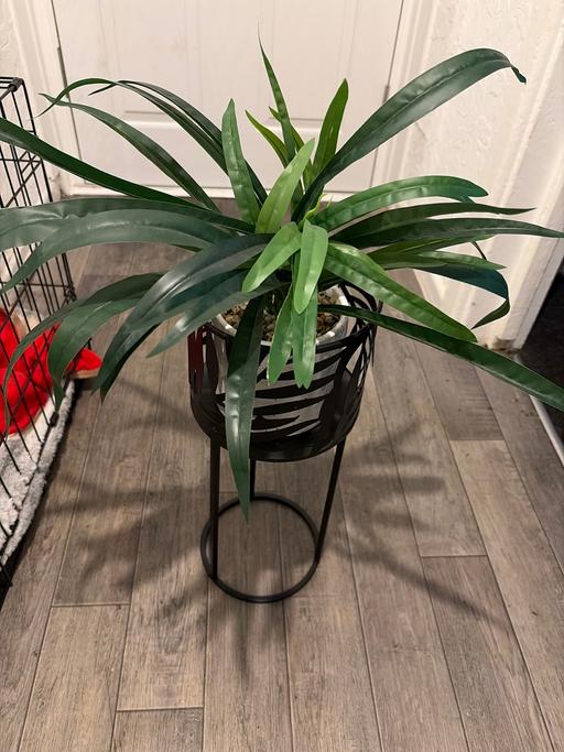 Buy & Sell Saltley Birmingham - Photos for Artificial plant & stand