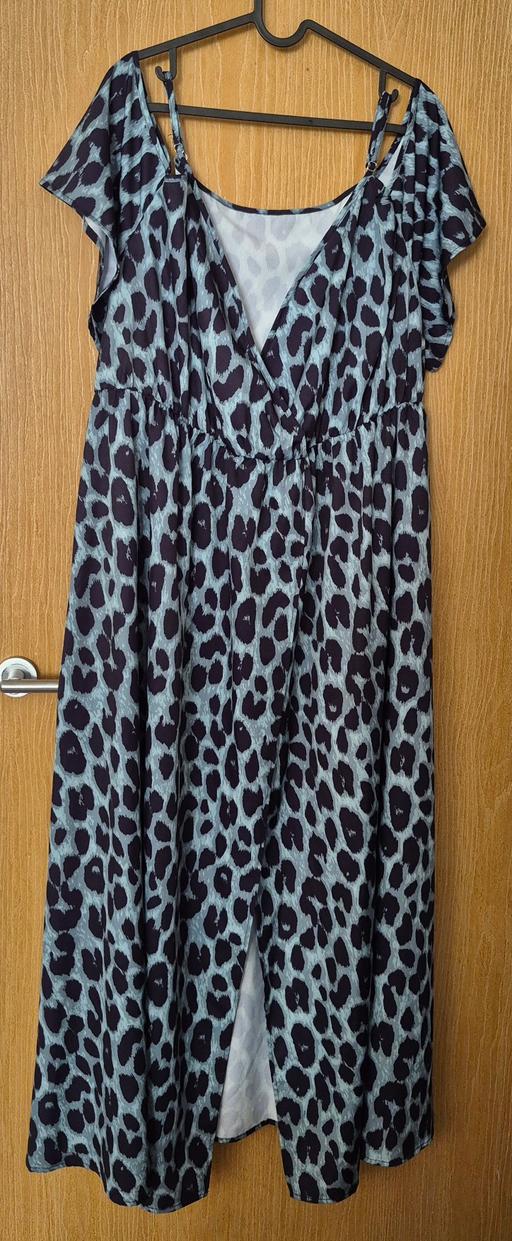 Buy & Sell Wednesfield Wolverhampton - Photos for Leopard Print Elegant Fitted Midi Dress 4XL