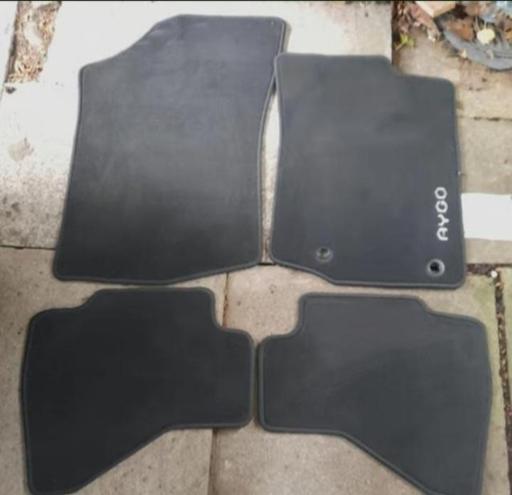 Vehicles Preston South Ribble - Photos for TOYOTA AYGO CAR MATS