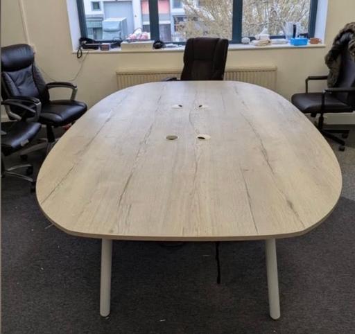 Buy & Sell Waddon South East London - Photos for Boardroom Conference Wood finish Office table