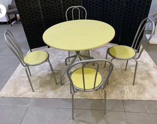 Buy & Sell Waddon South East London - Photos for Pre-owned Yellow 80cm Canteen Breakout Table