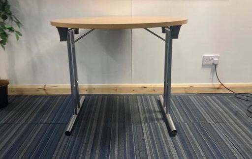 Buy & Sell Waddon South East London - Photos for Wooden boardroom meeting table
