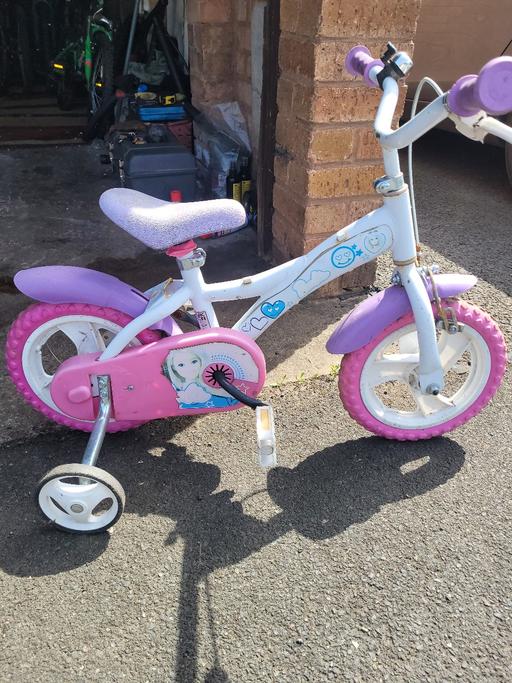  — joblot of kids bikes