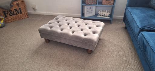 Buy & Sell Willenhall Walsall - Photos for Beautiful velour silver grey chesterfield foo