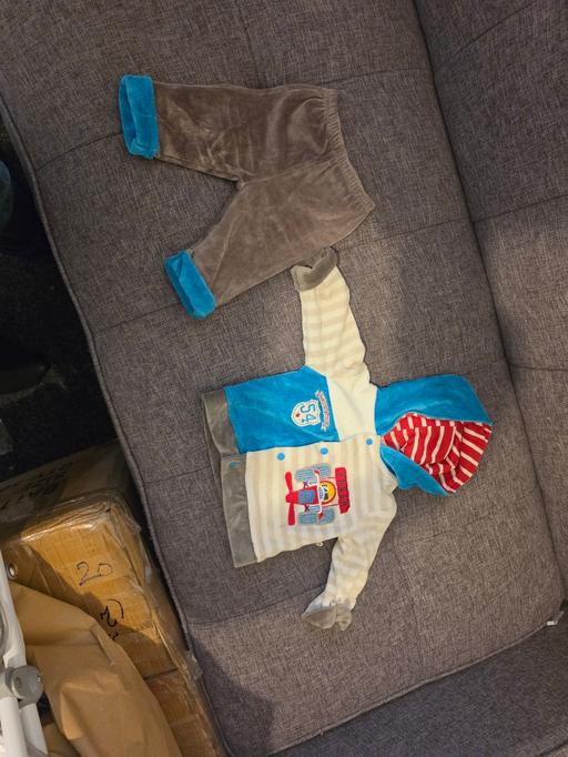 Buy & Sell Middlesbrough Town Centre Middlesbrough - Photos for 2 Pc Baby Set Dress Trouser And Shirt With Ho